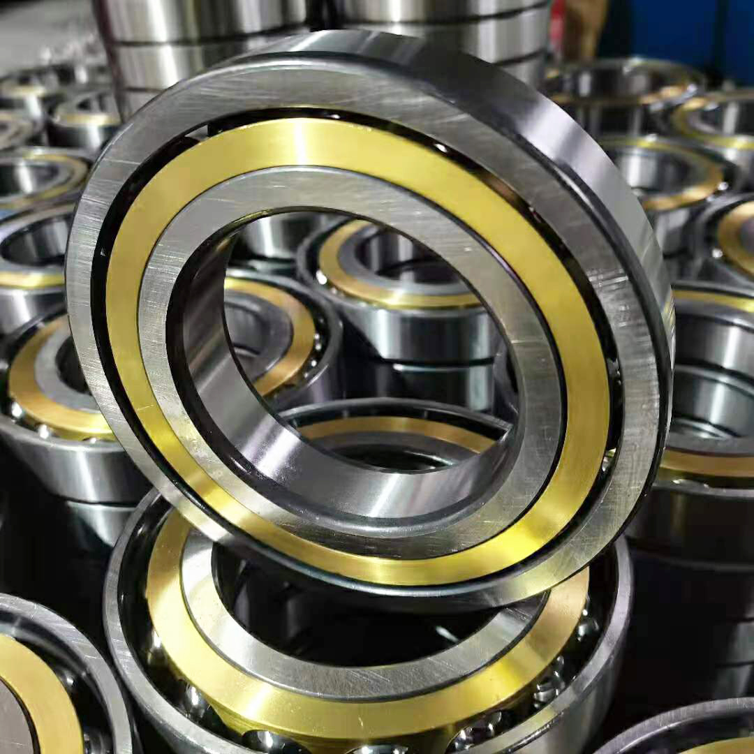 7005C P5 الكرة الاتصال الزاوي عالية الدقة / عالية السرعة تحمل 25 * 47 * 12 مم